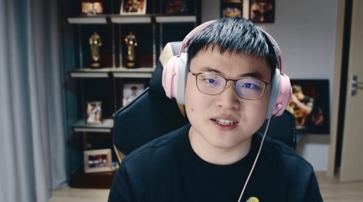 Uzi迎来三赛季高光表现，热火球迷沸腾！